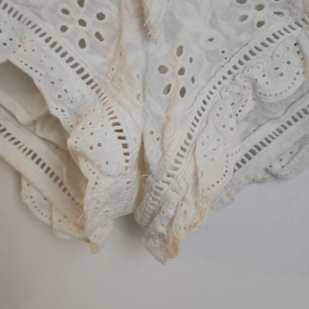 Spell White Damsel Lace Shorts Size S Coastal Cowgirl - Picture 8 of 16